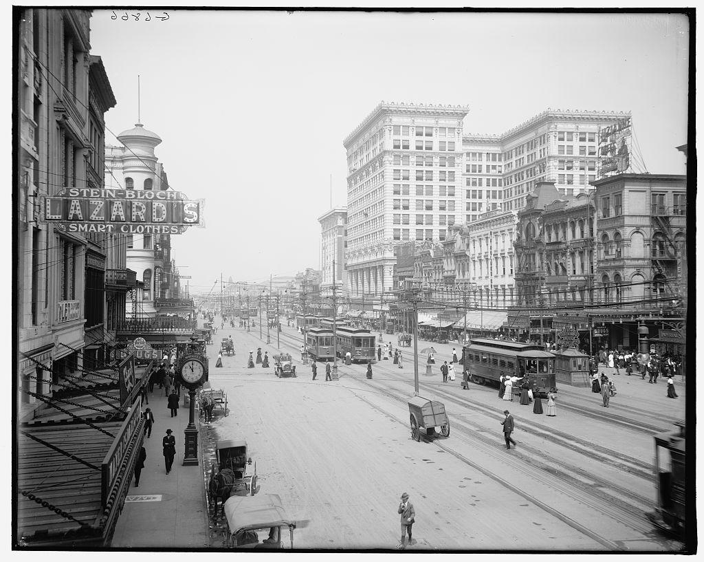 Exchange Alley at Canal Street