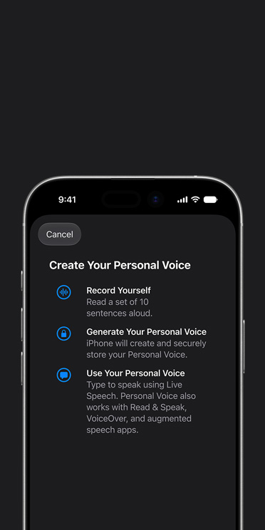 iPhone 17-scherm met de feature Persoonlijke Stem met instructies voor het creëren van je Persoonlijke Stem